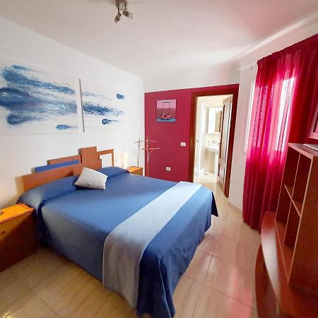 Habitacion Doble Con Bano Privado En Tenerife, Canary Islands サン・クリストバル・デ・ラ・ラグーナ エクステリア 写真